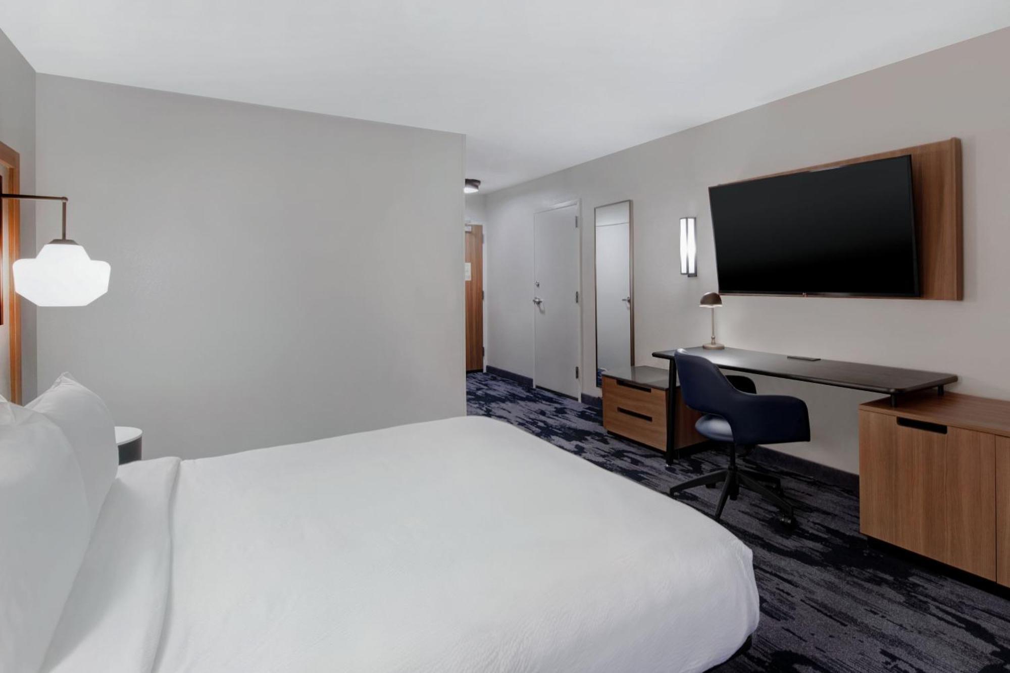 Fairfield Inn & Suites By Marriott Greenwood Exterior photo