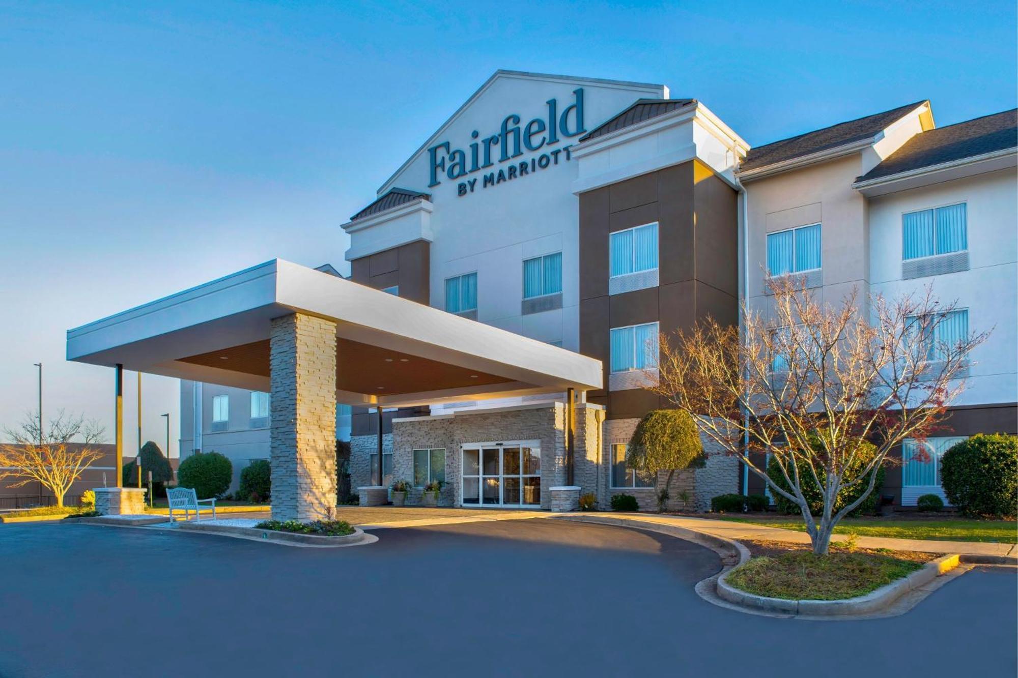Fairfield Inn & Suites By Marriott Greenwood Exterior photo